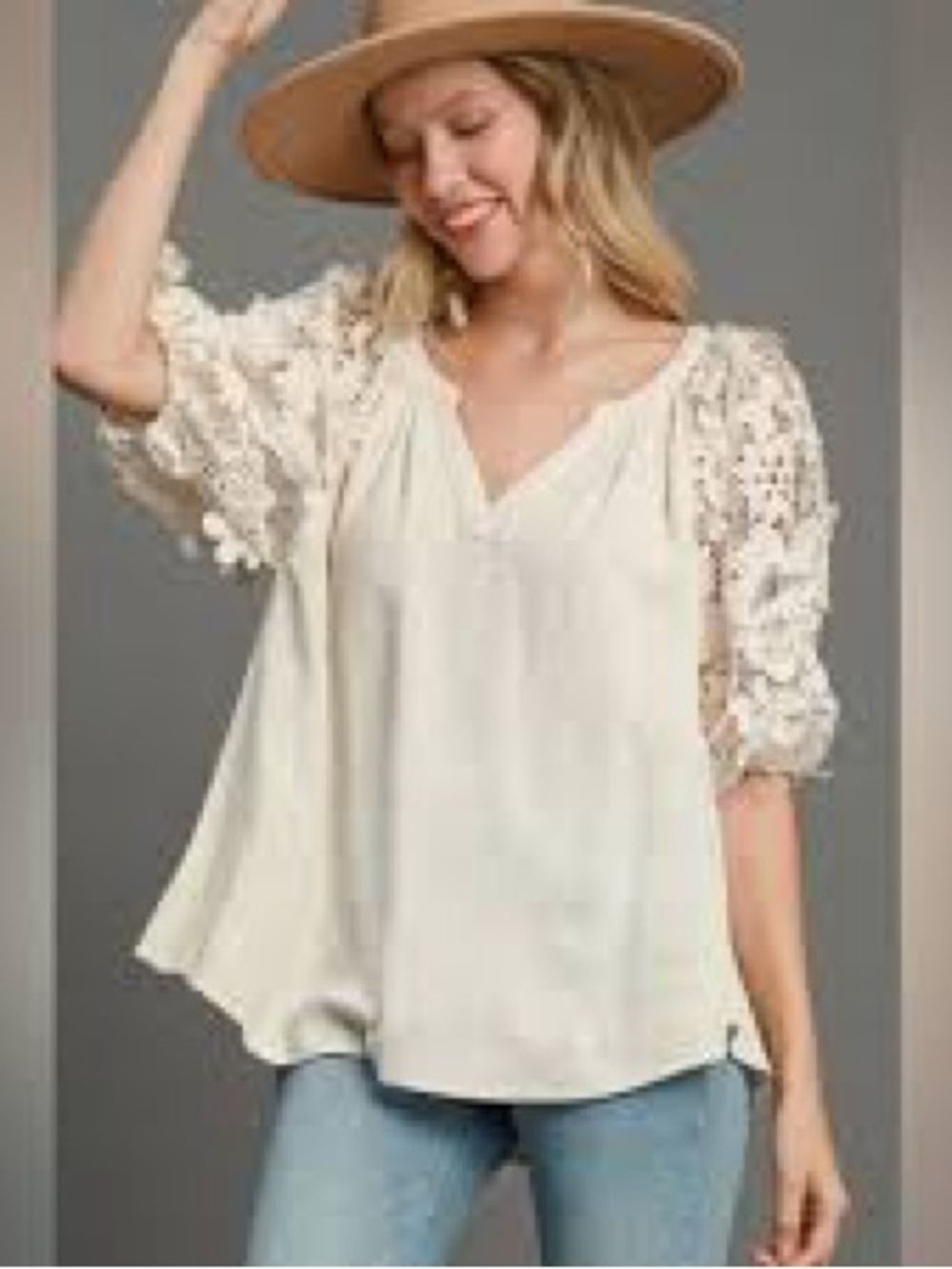 Umgee XL Cream V-Neck Top with Crochet Balloon Sleeves